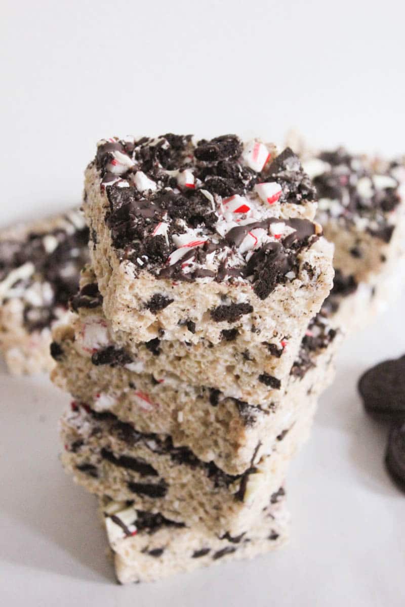 Holiday-Peppermint-Bark-Rice-Krispie-Treats-4