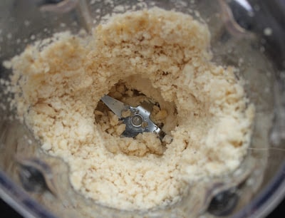 one-ingredient-frozen-banana-ice-cream-step-by-step-recipe