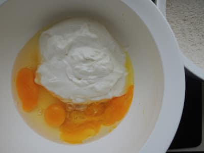 low-fat-lemon-yogurt-cake-step-by-step-recipe