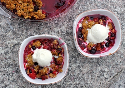 summer-berry-crisp