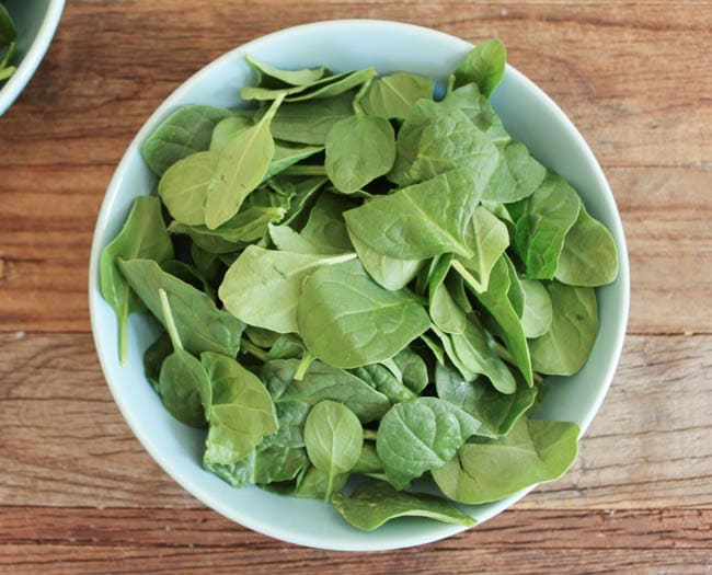 warm-spinach-salad-with-bacon-vinaigrette-and-a-fried-egg-step-7