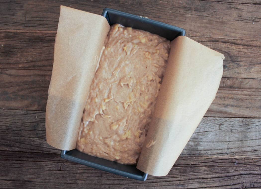 Banana-Bread-with-Walnut-Crumble-step-5-2