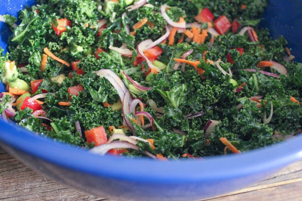 vegan-kale-salad-with-edamame-roasted-cashews-and-miso-dressing-step-6
