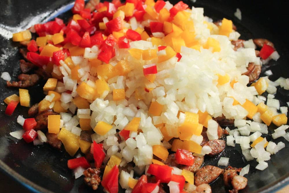 Fiesta-Baked-Eggs-with-Farro-Black-Beans-and-Chicken-Sausage-step-3