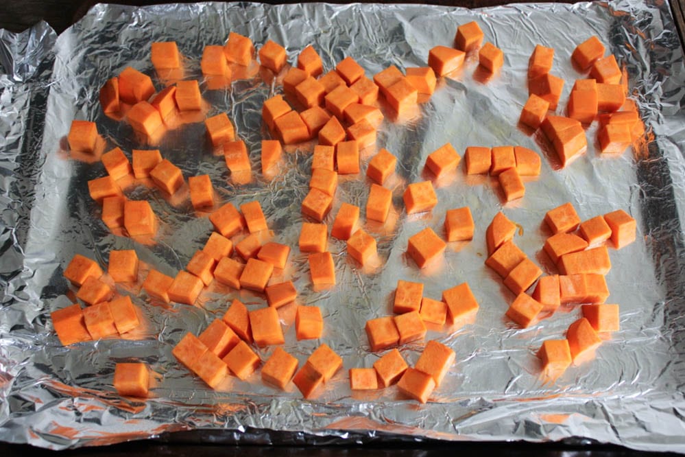 Sweet-Potato-and-Black-Bean-Turkey-Burgers-with-Sriracha-Lime-Crema-step-1