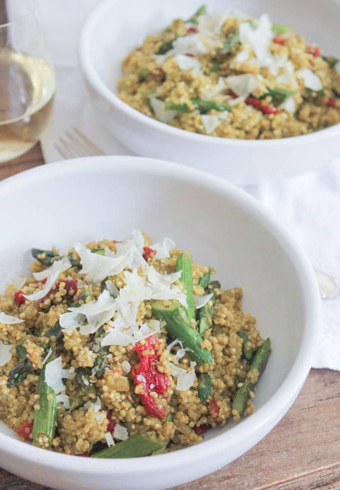 Quinoa-Risotto-with-Roasted-Asparagus-Sun-dried-Tomatoes-and-Herbs-3