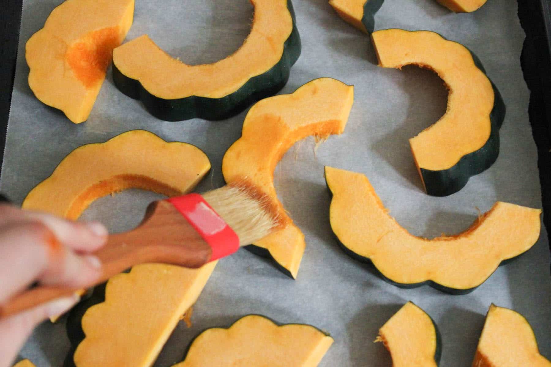 Farro-with-Chipotle-Glazed-Acorn-Squash-Kale-Toasted-Pepitas-Feta-step-4