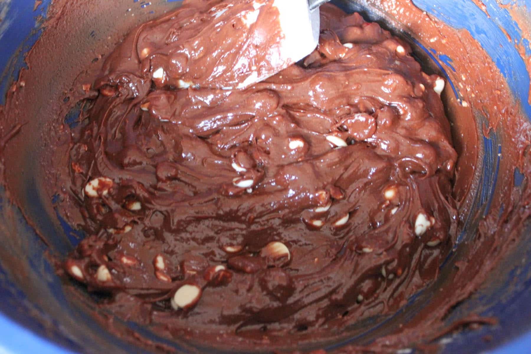 white-chocolate-peppermint-brownie-cookies-step-5