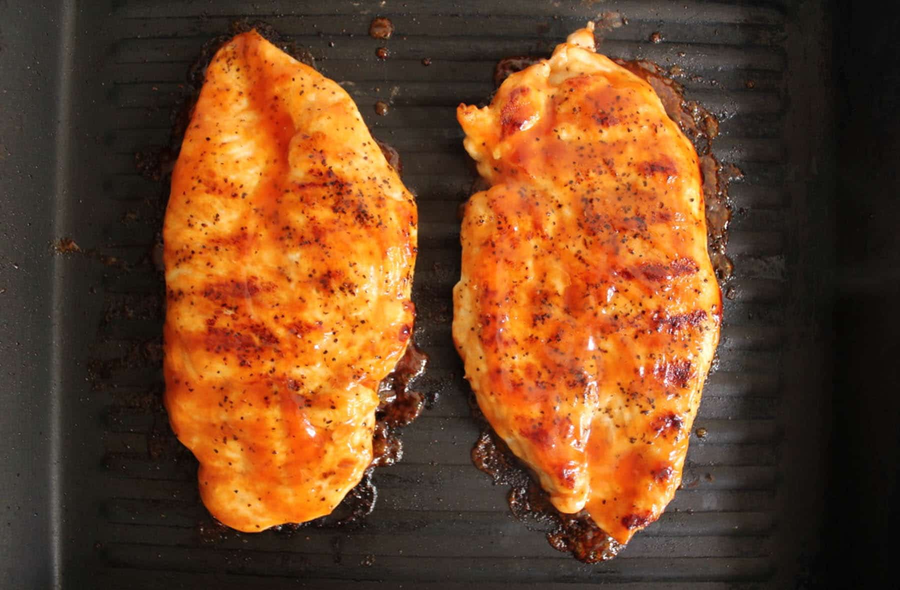 Open-Face-Barbecue-Chicken-Club-with-Guacamole-and-Bacon-step-5