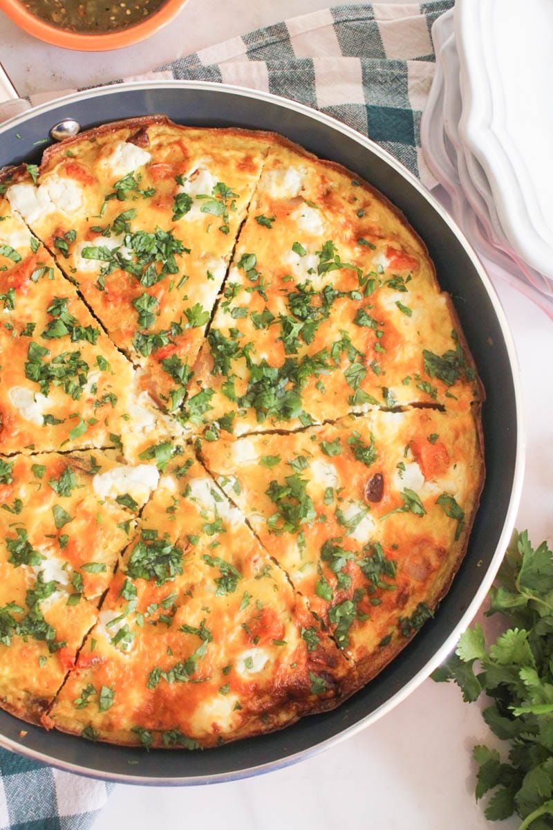 Healthy-Frittata-with-Sweet-Potatoes-Chicken-Sausage-and-Quinoa-2