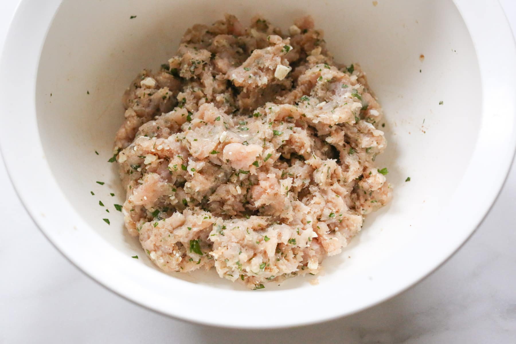 grilled-turkey-kofta-burgers-with-yogurt-harissa-sauce-step-2